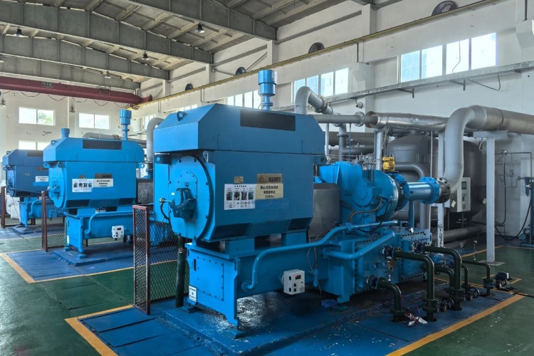 asa_images/10044.jpg asa_images/10044.jpg